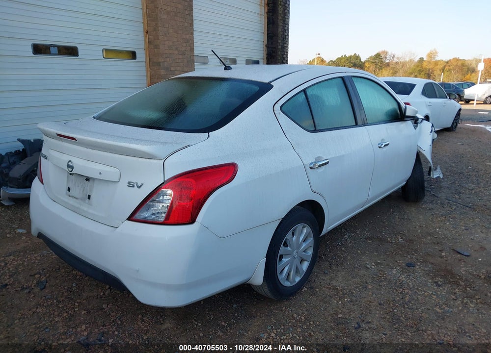 2016 NISSAN VERSA 1.6 SV VIN: 3N1CN7AP0GL910010
