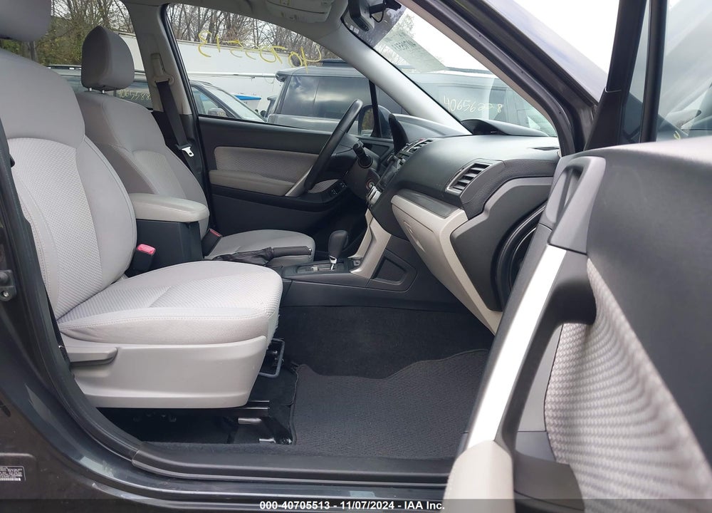 2017 SUBARU FORESTER 2.5I PREMIUM VIN: JF2SJAEC3HH559605