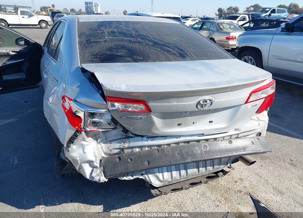 2014 TOYOTA CAMRY SE VIN: 4T1BF1FK5EU782846