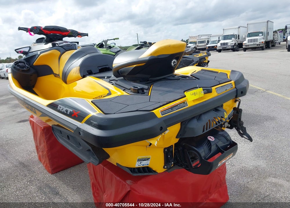 2022 SEADOO --- VIN: YDV72420C222