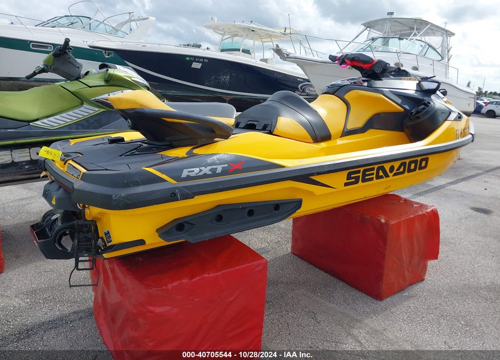 2022 SEADOO --- VIN: YDV72420C222