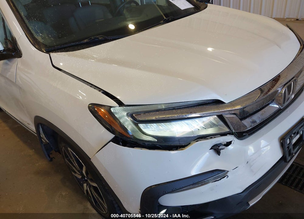 2020 HONDA PILOT AWD TOURING 7 PASSENGER VIN: 5FNYF6H62LB022083