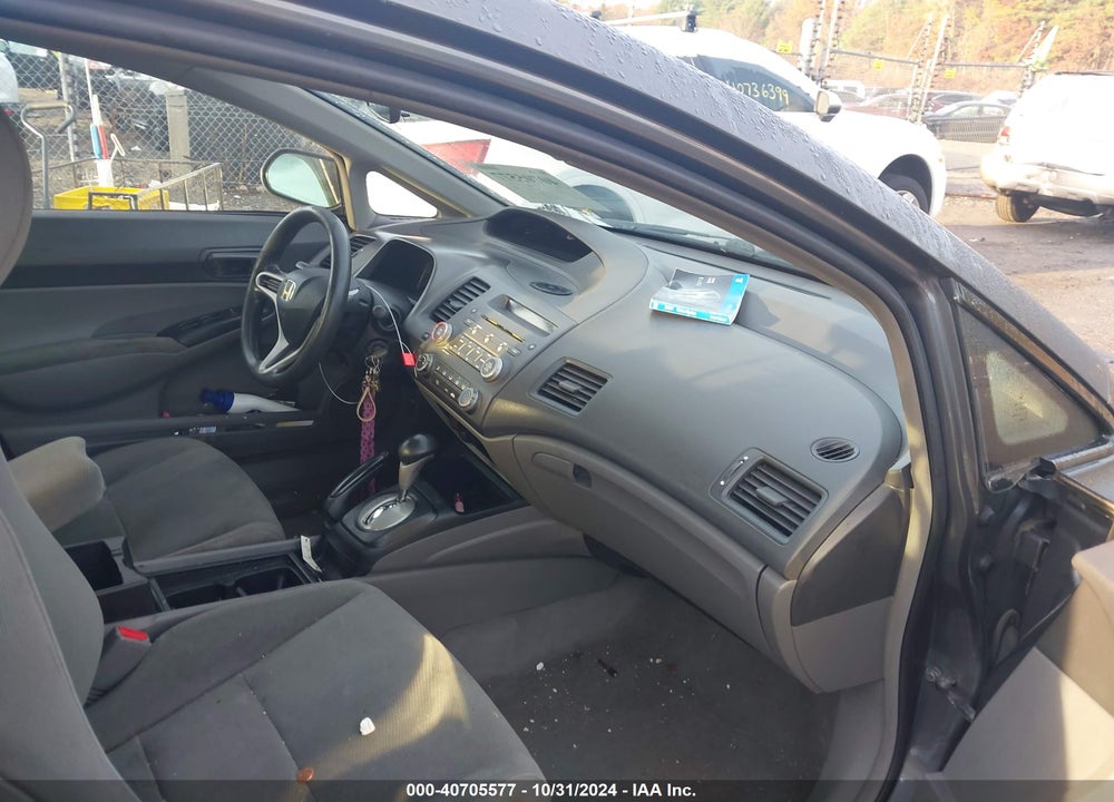 2010 HONDA CIVIC SDN VIN: 2HGFA1F40AH038592