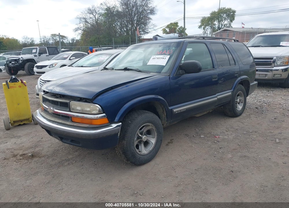 2000 CHEVROLET BLAZER LS VIN: 1GNCS13W9Y2152072