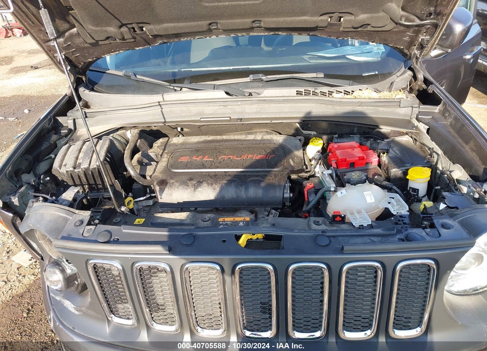 2018 JEEP RENEGADE LATITUDE 4X4 VIN: ZACCJBBB1JPH10704