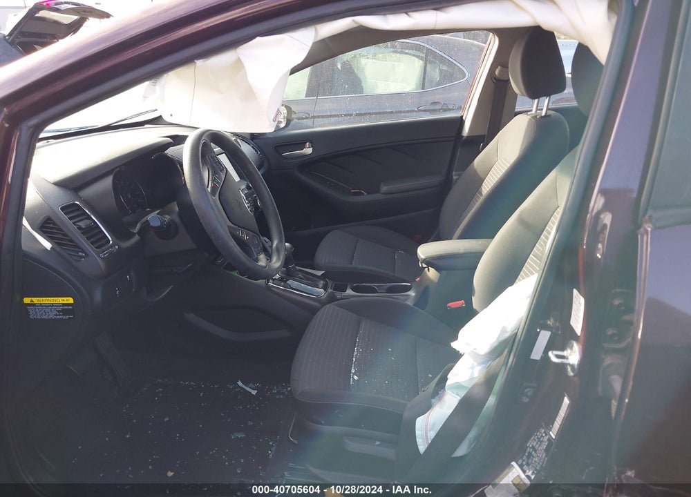 2018 KIA FORTE LX VIN: 3KPFL4A70JE166807