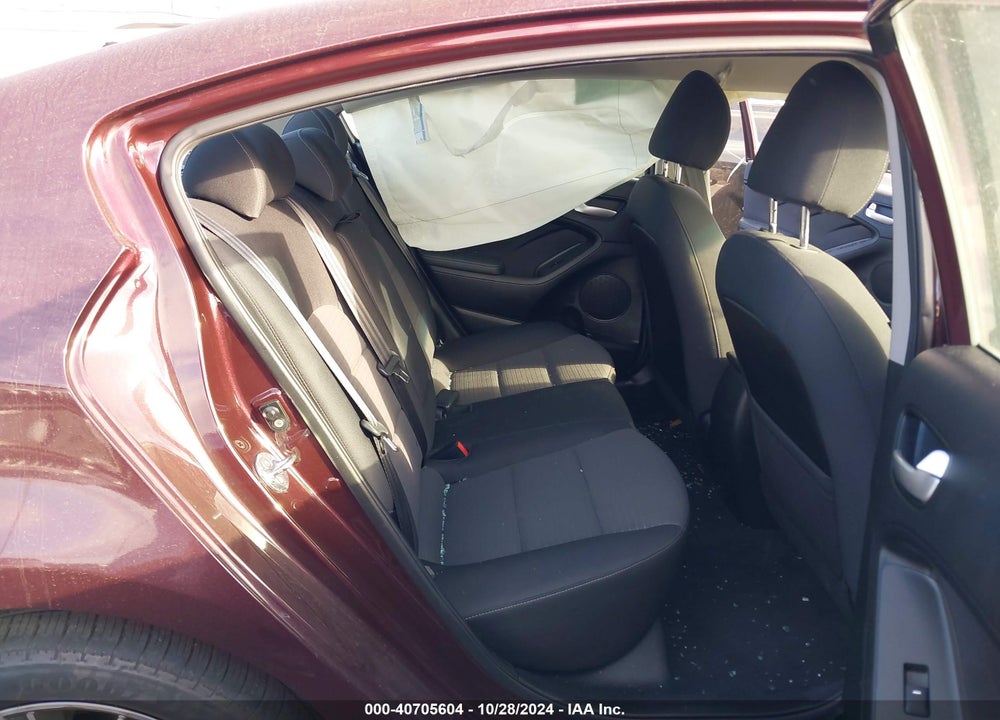 2018 KIA FORTE LX VIN: 3KPFL4A70JE166807