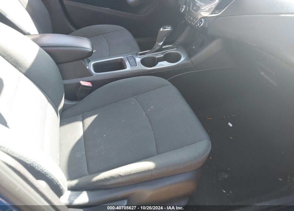 2017 CHEVROLET CRUZE LT AUTO VIN: 1G1BE5SM8H7165975