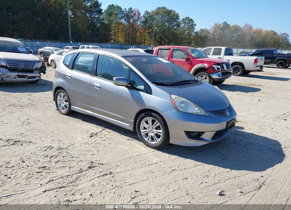 2009 HONDA FIT SPORT VIN: JHMGE874X9S001731