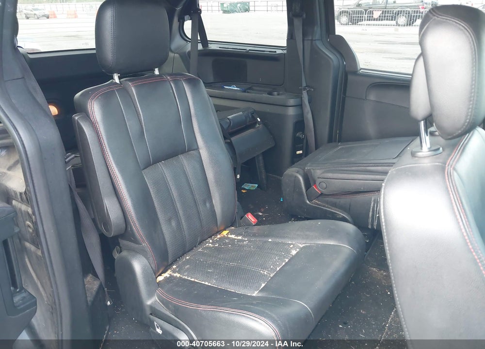 2017 DODGE GRAND CARAVAN GT VIN: 2C4RDGEG8HR589892