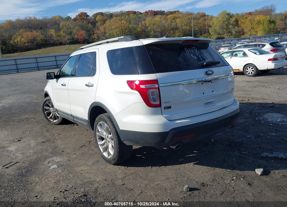 2011 FORD EXPLORER XLT VIN: 1FMHK8D83BGA75633