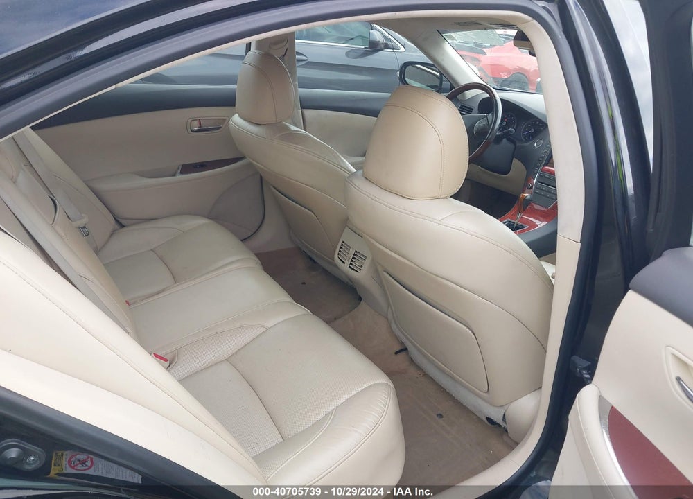 2011 LEXUS ES 350 VIN: JTHBK1EG3B2424860