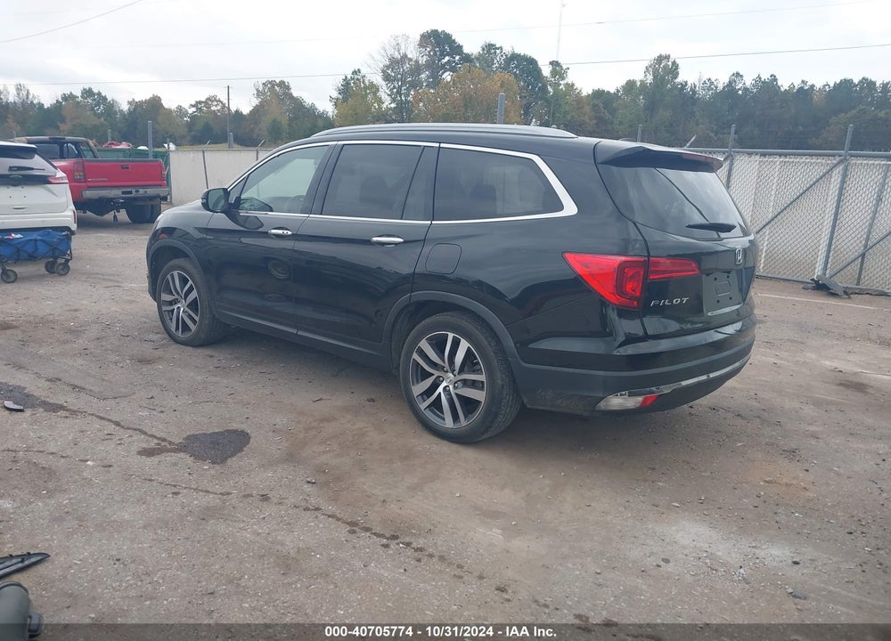 2017 HONDA PILOT TOURING VIN: 5FNYF5H93HB014103