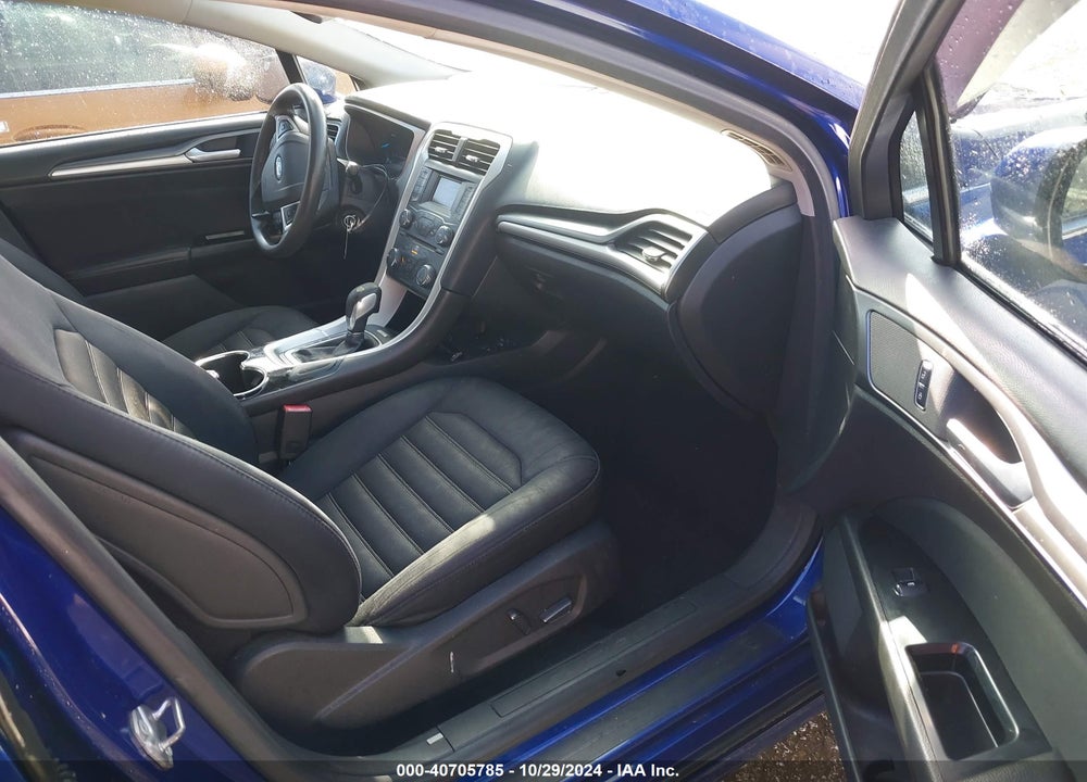 2015 FORD FUSION SE VIN: 3FA6P0H77FR238420
