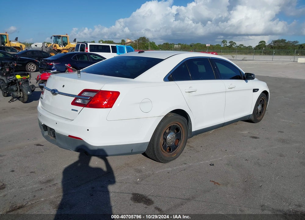 2013 FORD TAURUS VIN: 1FAHP2M81DG130415