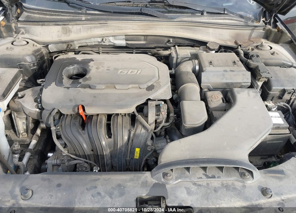2019 KIA OPTIMA S VIN: 5XXGT4L34KG295852