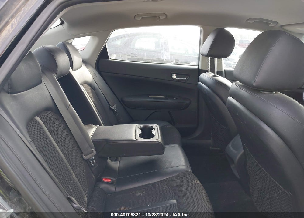 2019 KIA OPTIMA S VIN: 5XXGT4L34KG295852