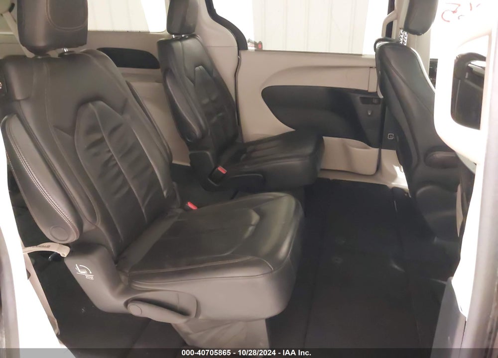 2017 CHRYSLER PACIFICA TOURING L PLUS VIN: 2C4RC1EG7HR839753