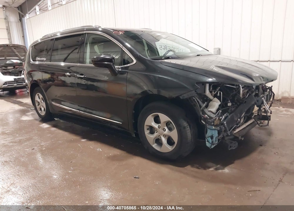 2017 CHRYSLER PACIFICA TOURING L PLUS VIN: 2C4RC1EG7HR839753