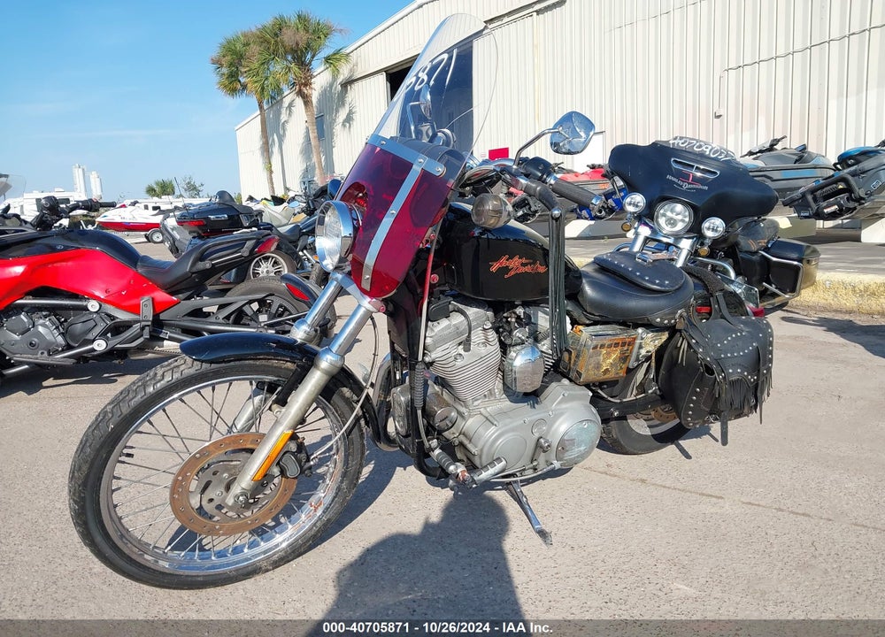 2000 HARLEY-DAVIDSON XL883 C VIN: 1HD4CJM13YK132718