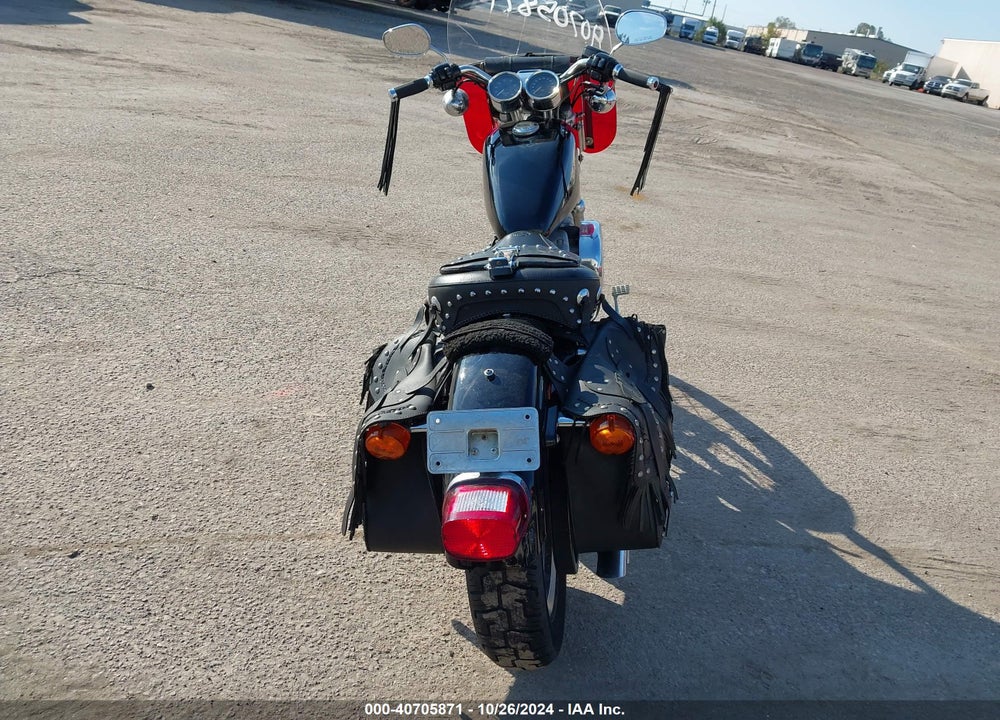 2000 HARLEY-DAVIDSON XL883 C VIN: 1HD4CJM13YK132718