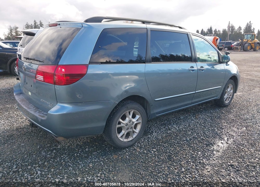 2005 TOYOTA SIENNA XLE VIN: 5TDBA22C45S049831