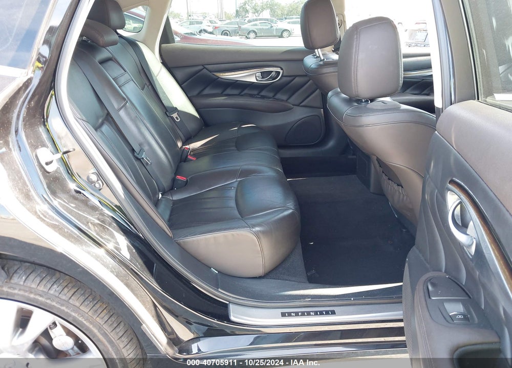 2015 INFINITI Q70L 3.7 VIN: JN1BY1PPXFM601060