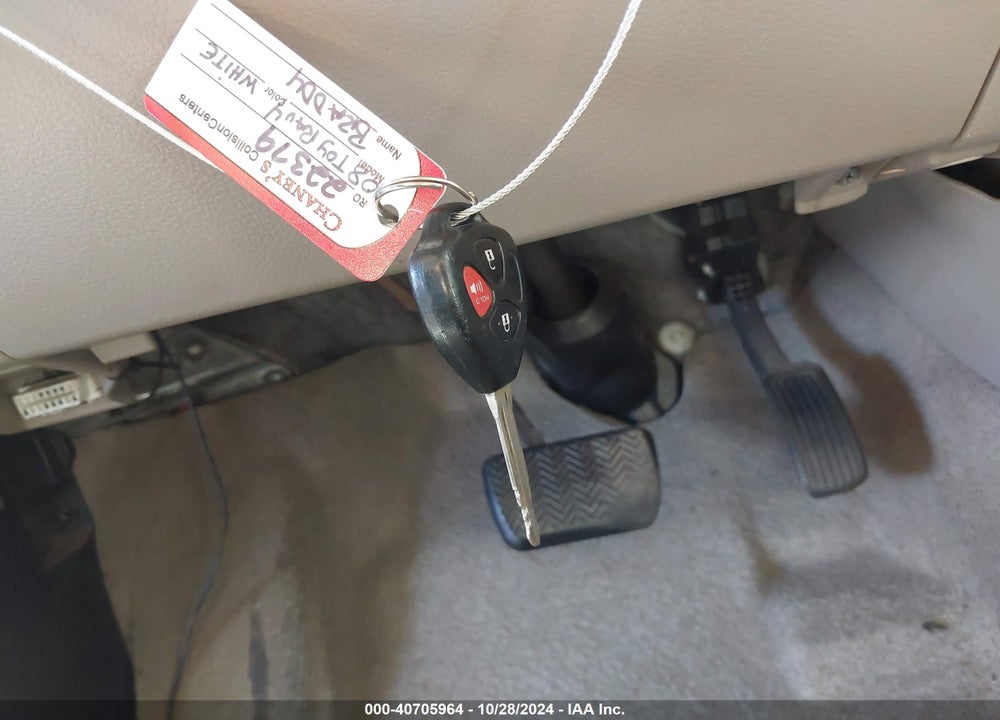 2008 TOYOTA RAV4 LIMITED VIN: JTMBD31V585124448