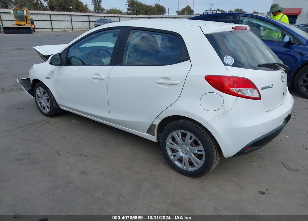 2014 MAZDA 2 SPORT VIN: JM1DE1KY1E0185937