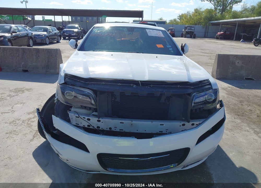 2019 CHRYSLER 300 VIN: 2C3CCABG0KH601223