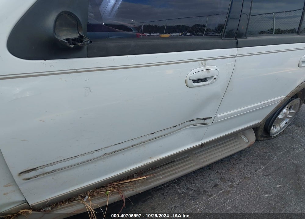 2000 FORD EXPEDITION EDDIE BAUER VIN: 1FMRU1763YLB96386