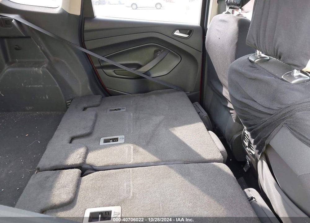 2019 FORD ESCAPE SE VIN: 1FMCU9GD5KUA01828
