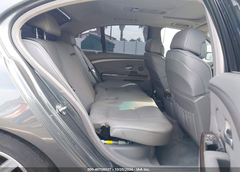 2008 BMW 750I VIN: WBAHL83538DT14016