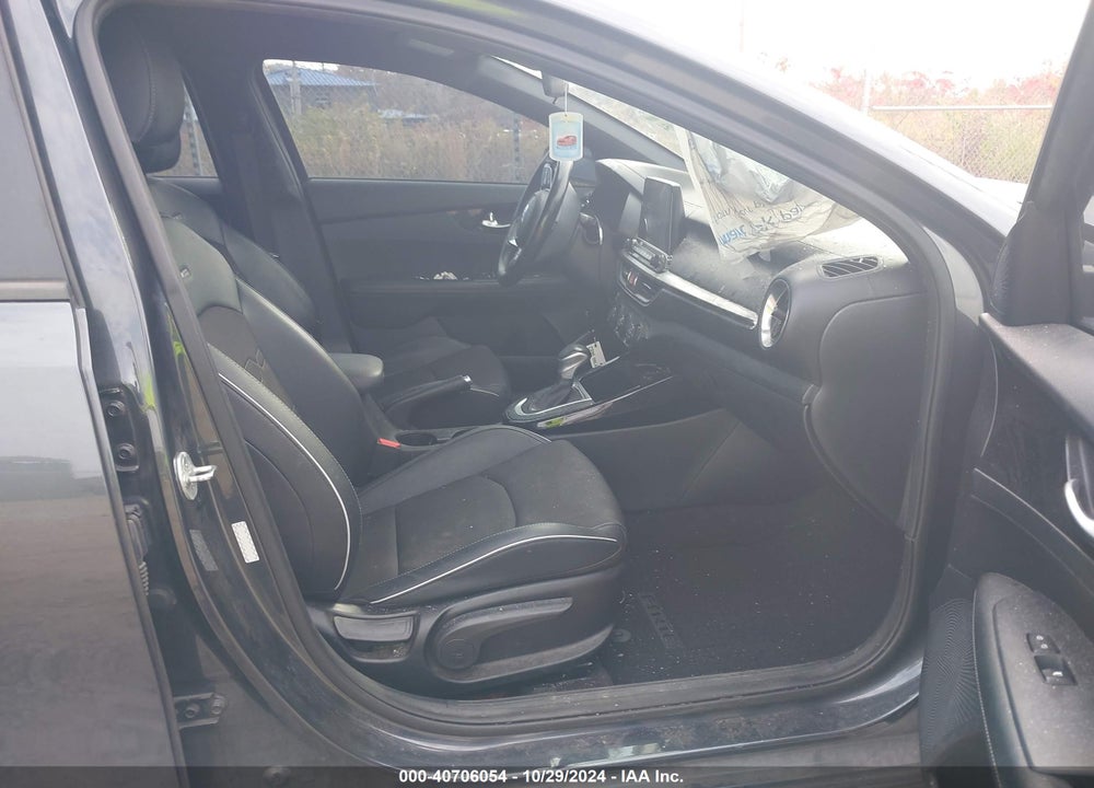 2020 KIA FORTE GT LINE VIN: 3KPF34ADXLE158349