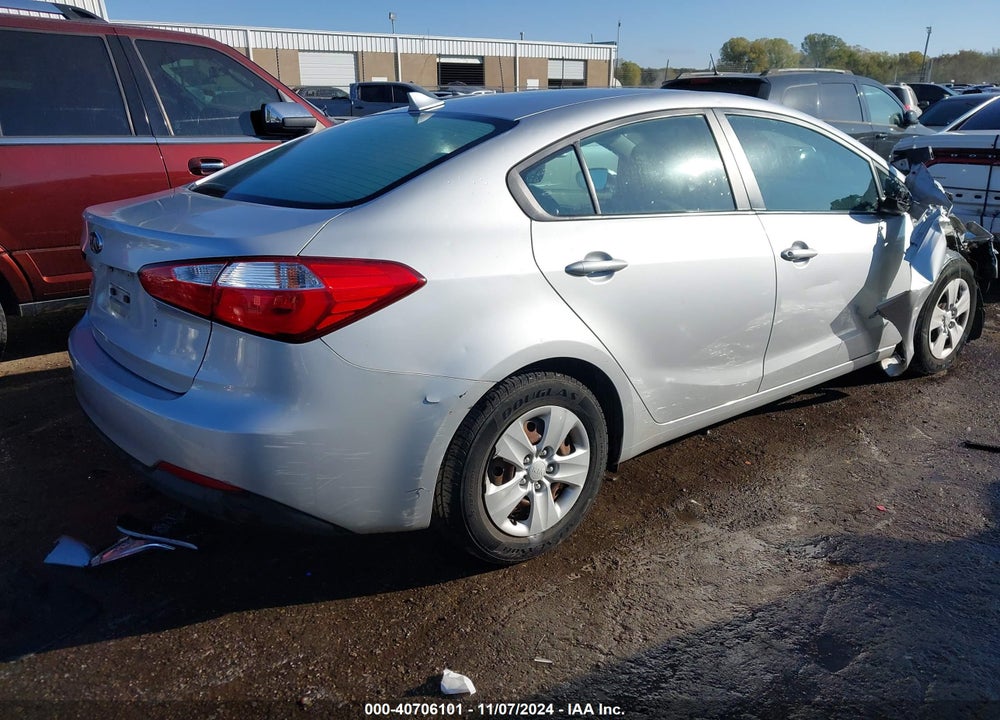 2015 KIA FORTE LX VIN: KNAFK4A67F5391560