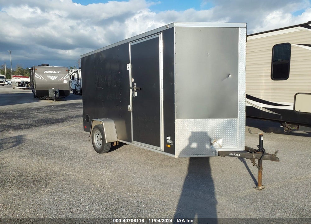 2022 COVERED WAGON TRAILE 12\' ENCLOSED TRAILER VIN: 53FBE1214NF073544
