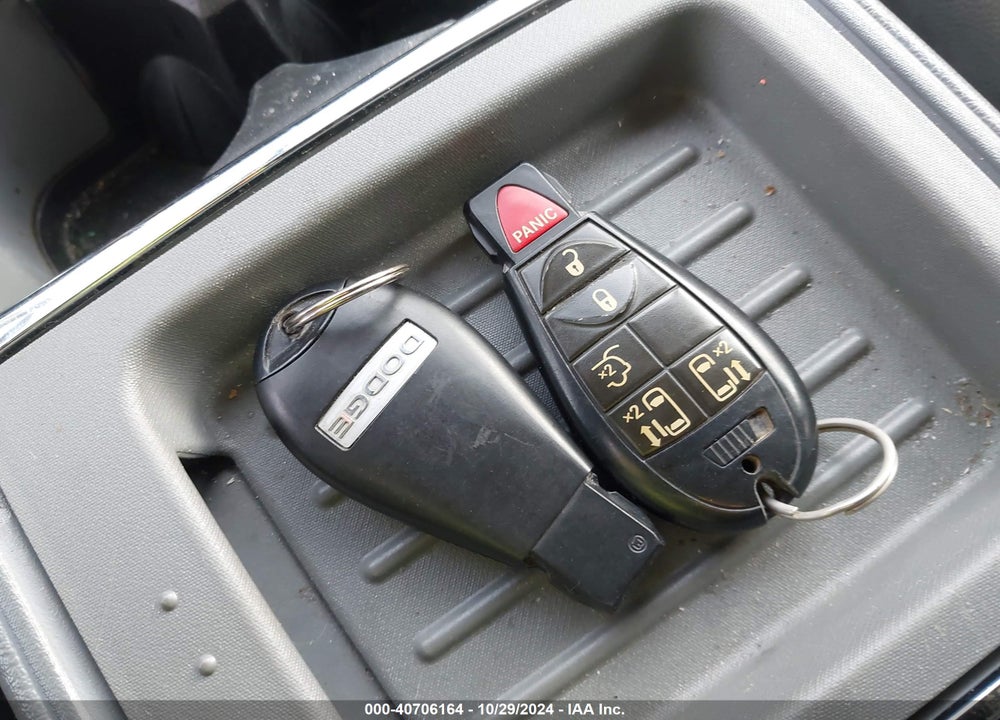 2008 DODGE GRAND CARAVAN SXT VIN: 2D8HN54P18R832569