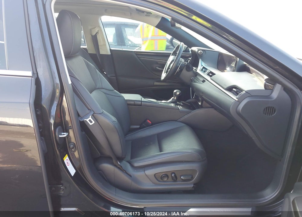 2019 LEXUS ES 350 VIN: 58ABZ1B14KU036493