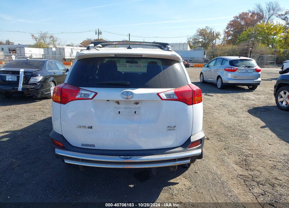 2014 TOYOTA RAV4 XLE VIN: 2T3RFREV6EW191053