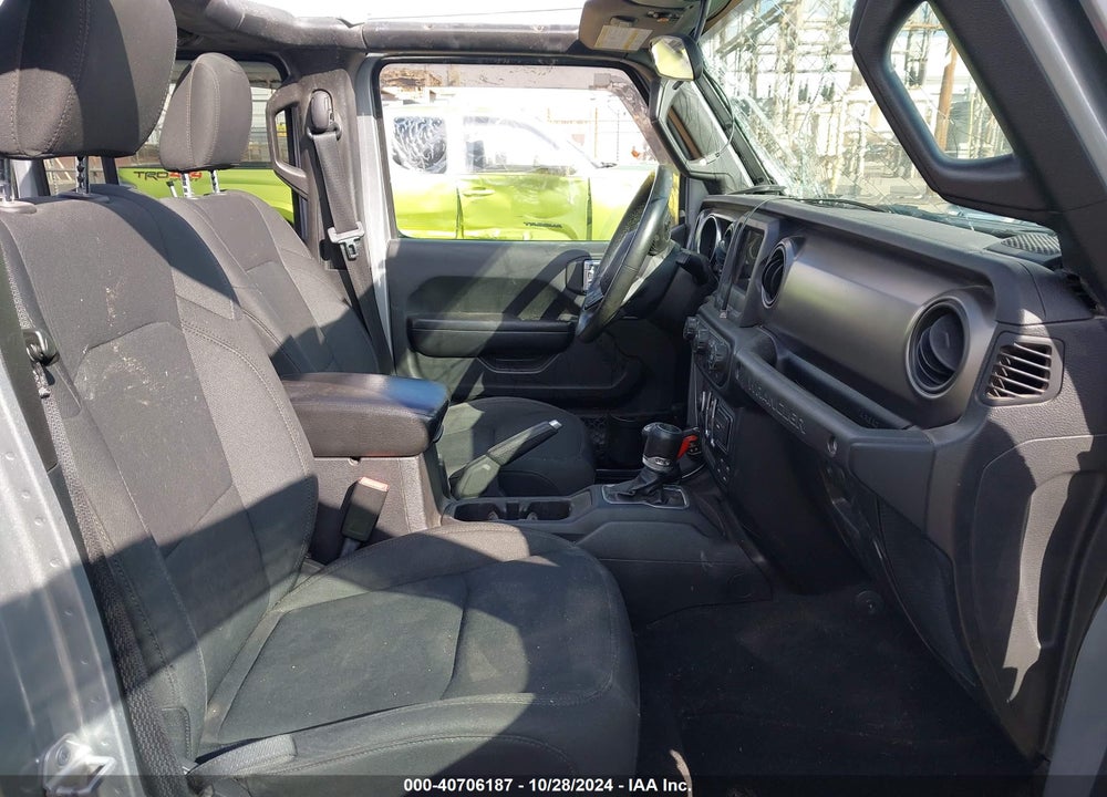 2018 JEEP WRANGLER UNLIMITED SPORT VIN: 1C4HJXDG2JW291891