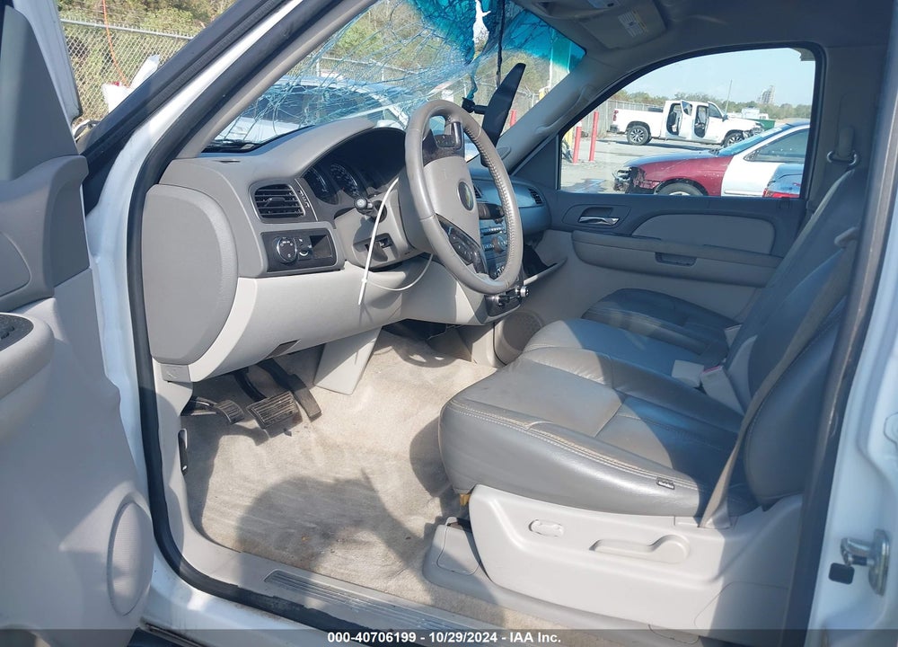2007 CHEVROLET TAHOE LS VIN: 1GNEC13J67R159741