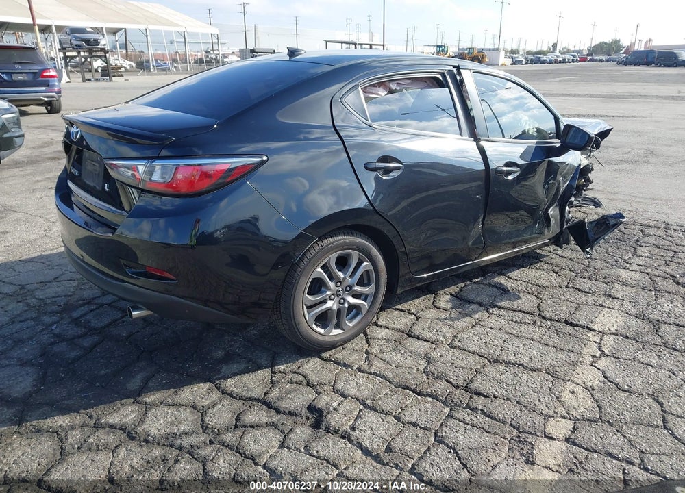 2019 TOYOTA YARIS LE VIN: 3MYDLBYV4KY516506