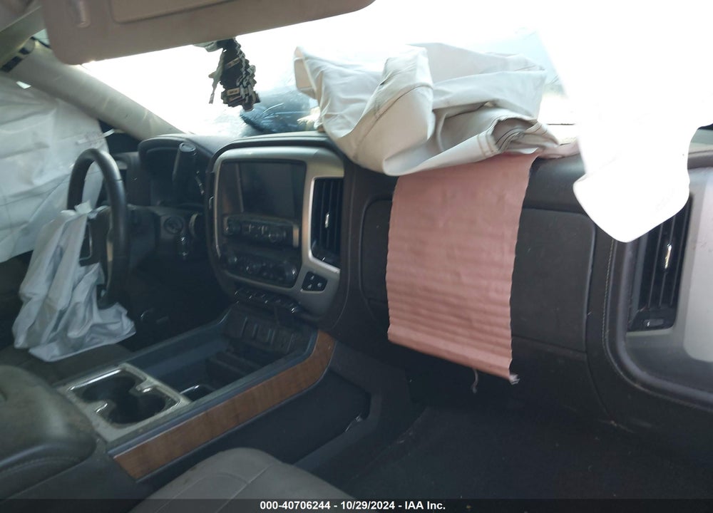 2018 GMC SIERRA 1500 SLT VIN: 3GTU2NEC6JG426946