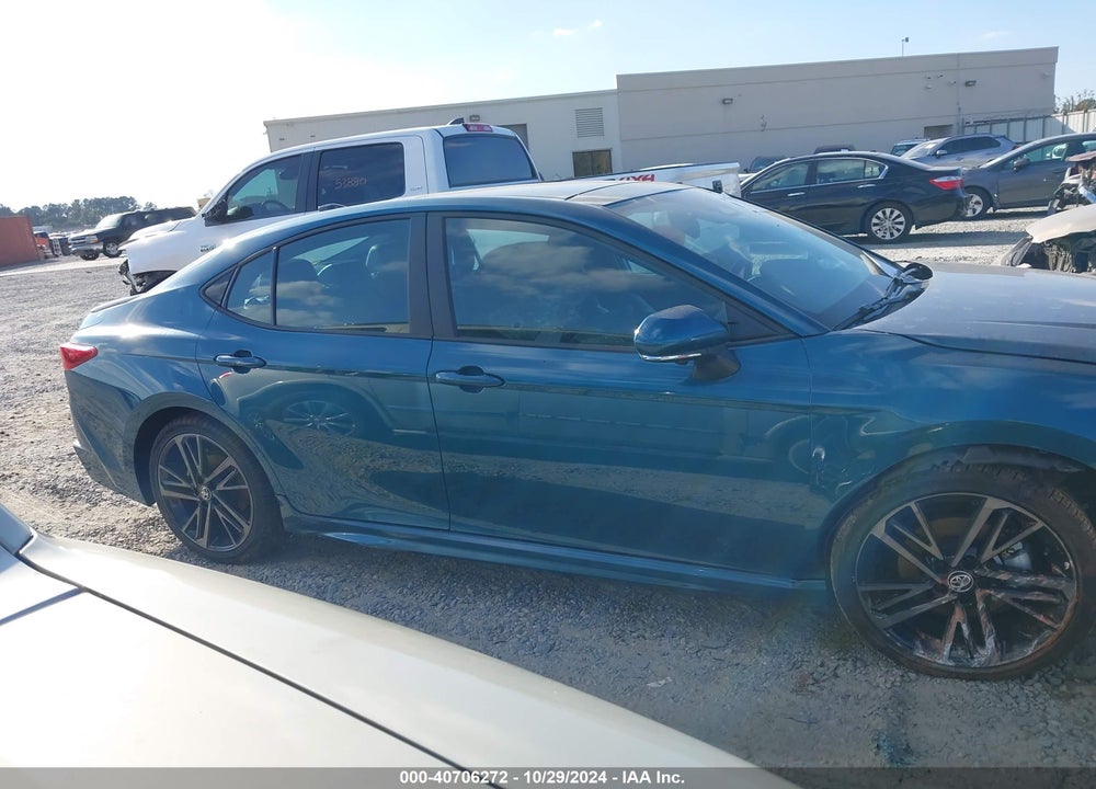 2025 TOYOTA CAMRY XSE VIN: 4T1DAACK5SU500289