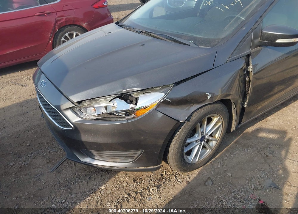 2015 FORD FOCUS SE VIN: 1FADP3K21FL293322
