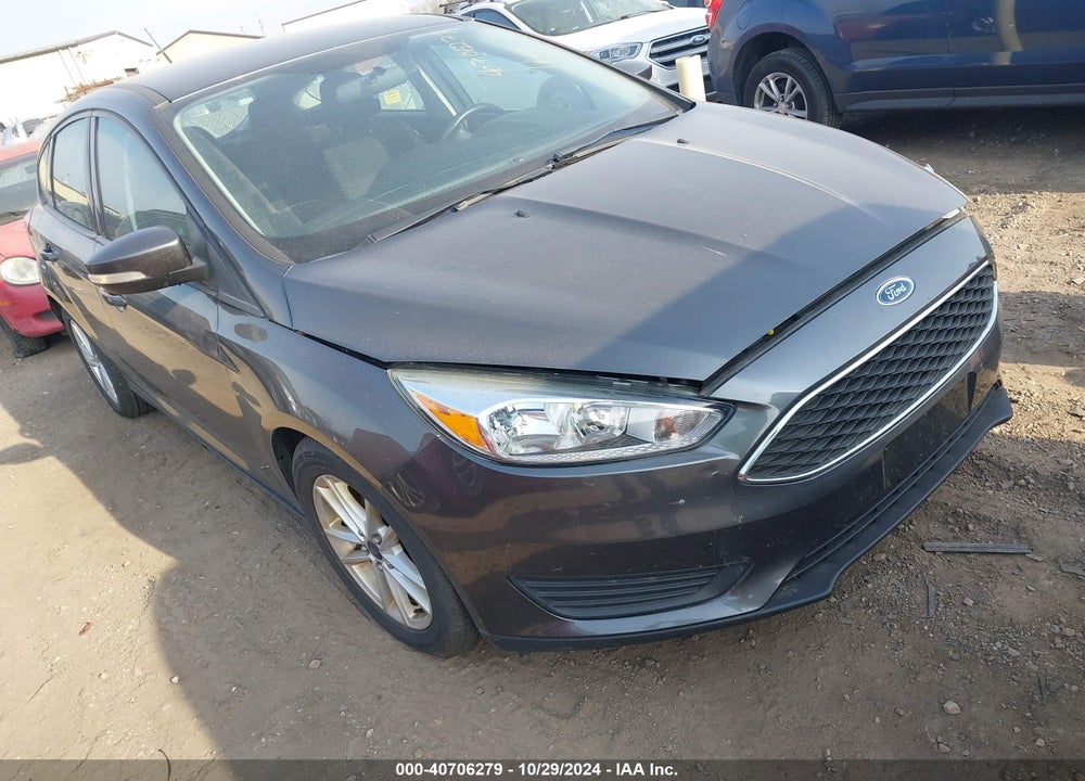 2015 FORD FOCUS SE VIN: 1FADP3K21FL293322