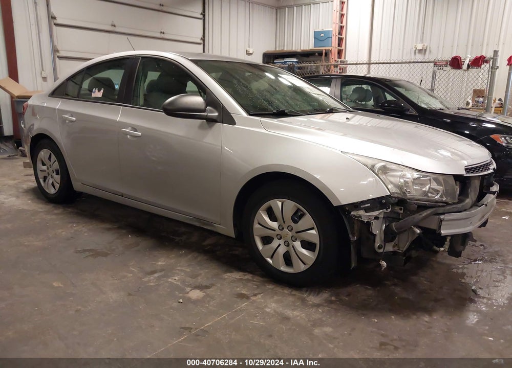 2014 CHEVROLET CRUZE LS AUTO VIN: 1G1PA5SH8E7138937