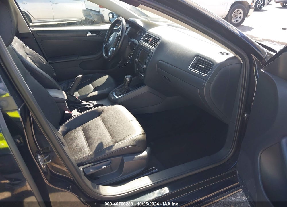 2012 VOLKSWAGEN JETTA SE VIN: 3VWDX7AJXCM351414