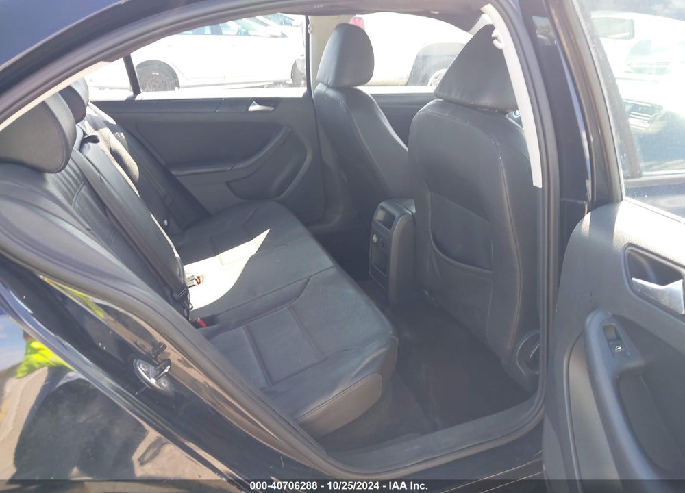 2012 VOLKSWAGEN JETTA SE VIN: 3VWDX7AJXCM351414