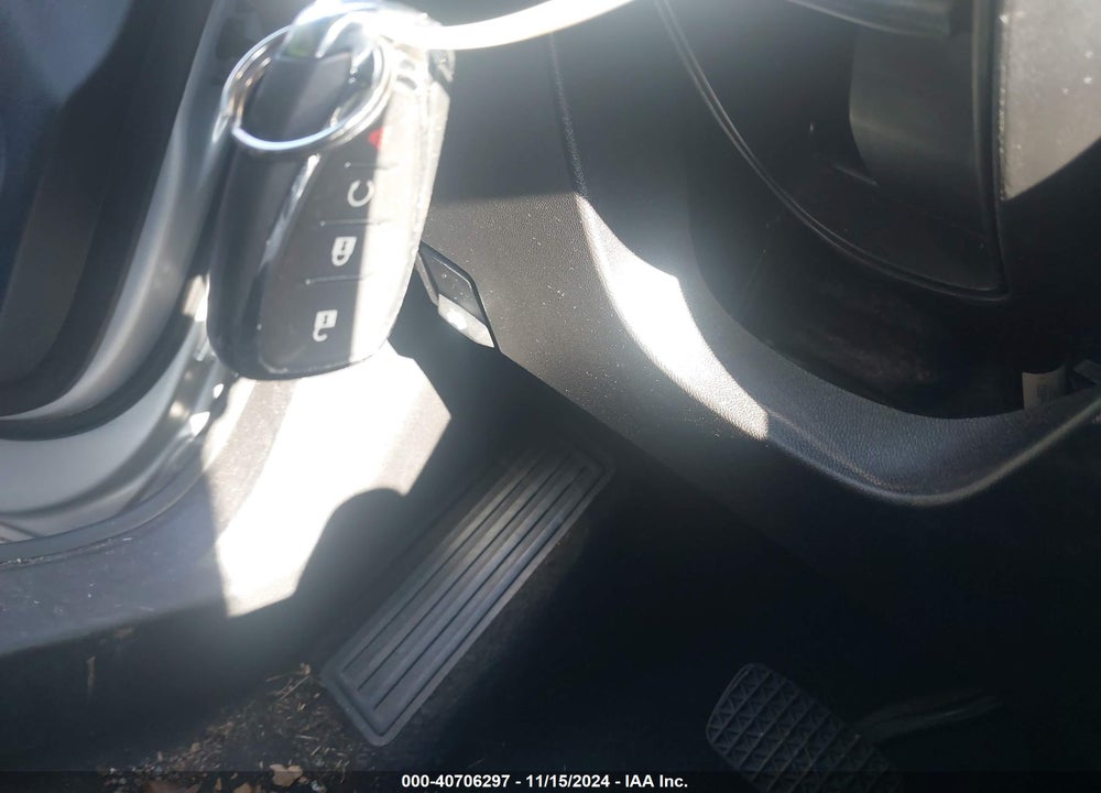 2019 CHEVROLET EQUINOX LT VIN: 2GNAXKEVXK6199270